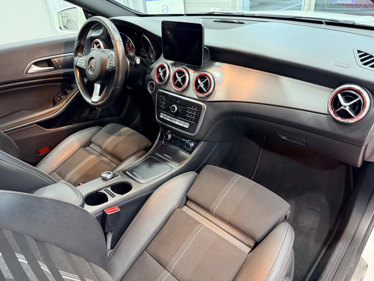 Mercedes-benz CLA 200 d S.W. 4Matic Automatic Sport