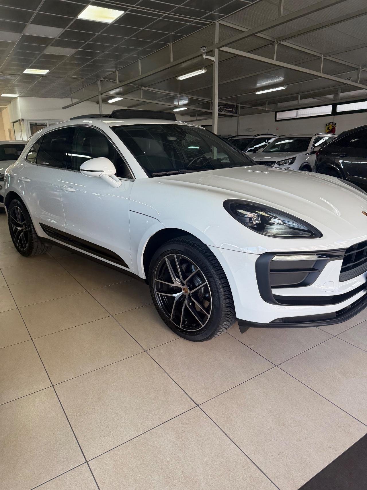 Porsche Macan 2.0 T 265CV KM 55.000