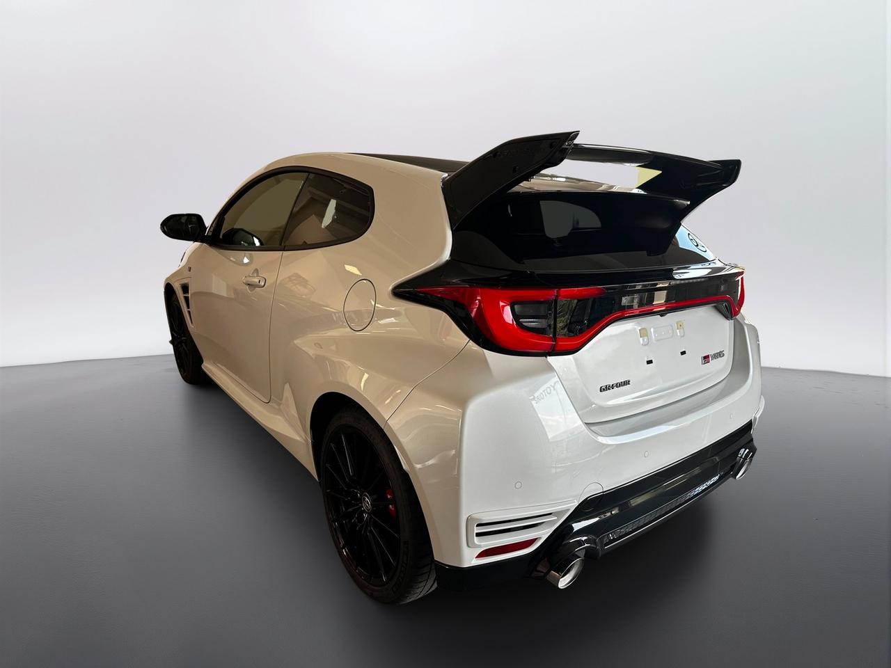 TOYOTA Yaris GR Aero Performance