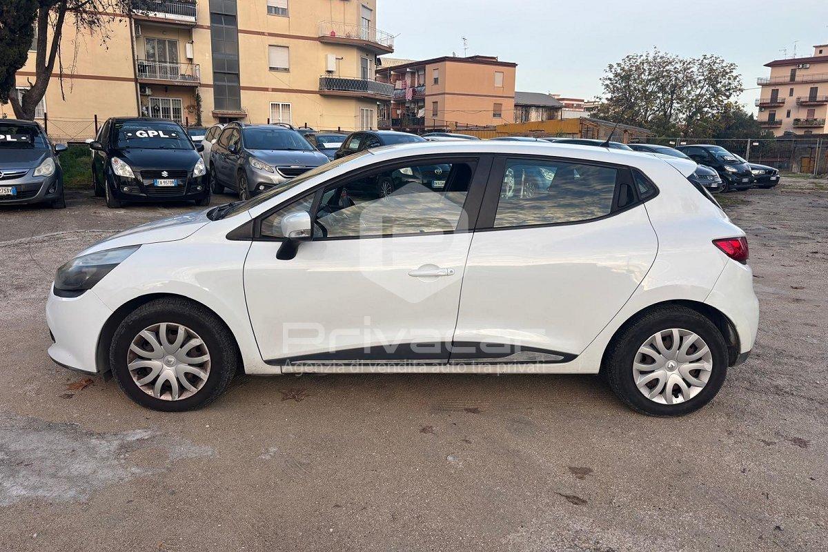 RENAULT Clio 1.2 75CV 5 porte Costume National