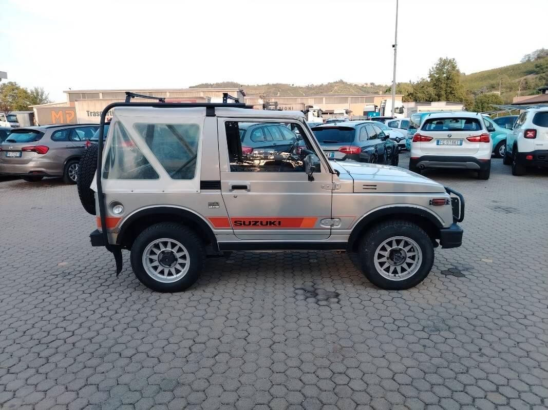 Suzuki SJ 410 SJ 410 JS