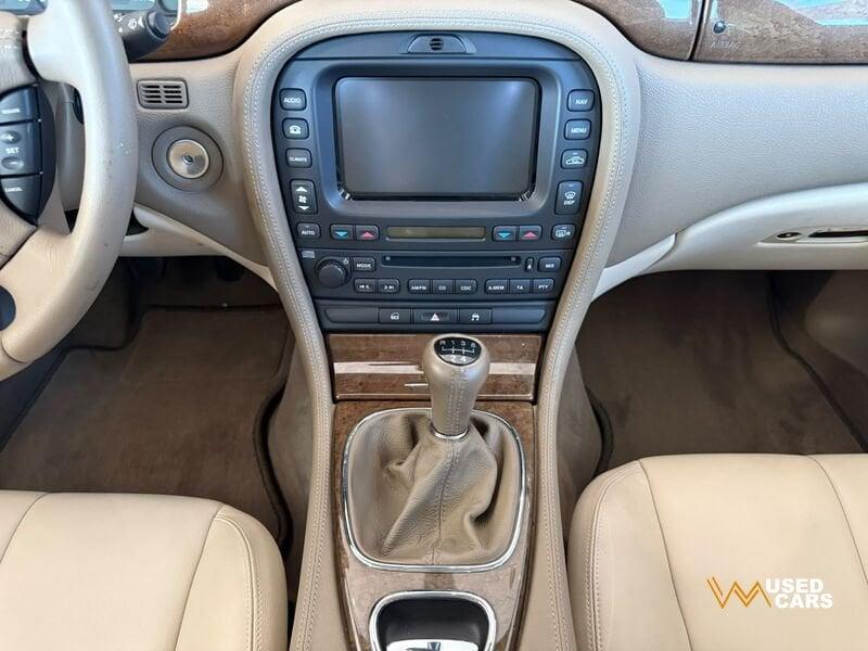 Jaguar S-Type Jaguar S-type 2.5 V6 24v Cat