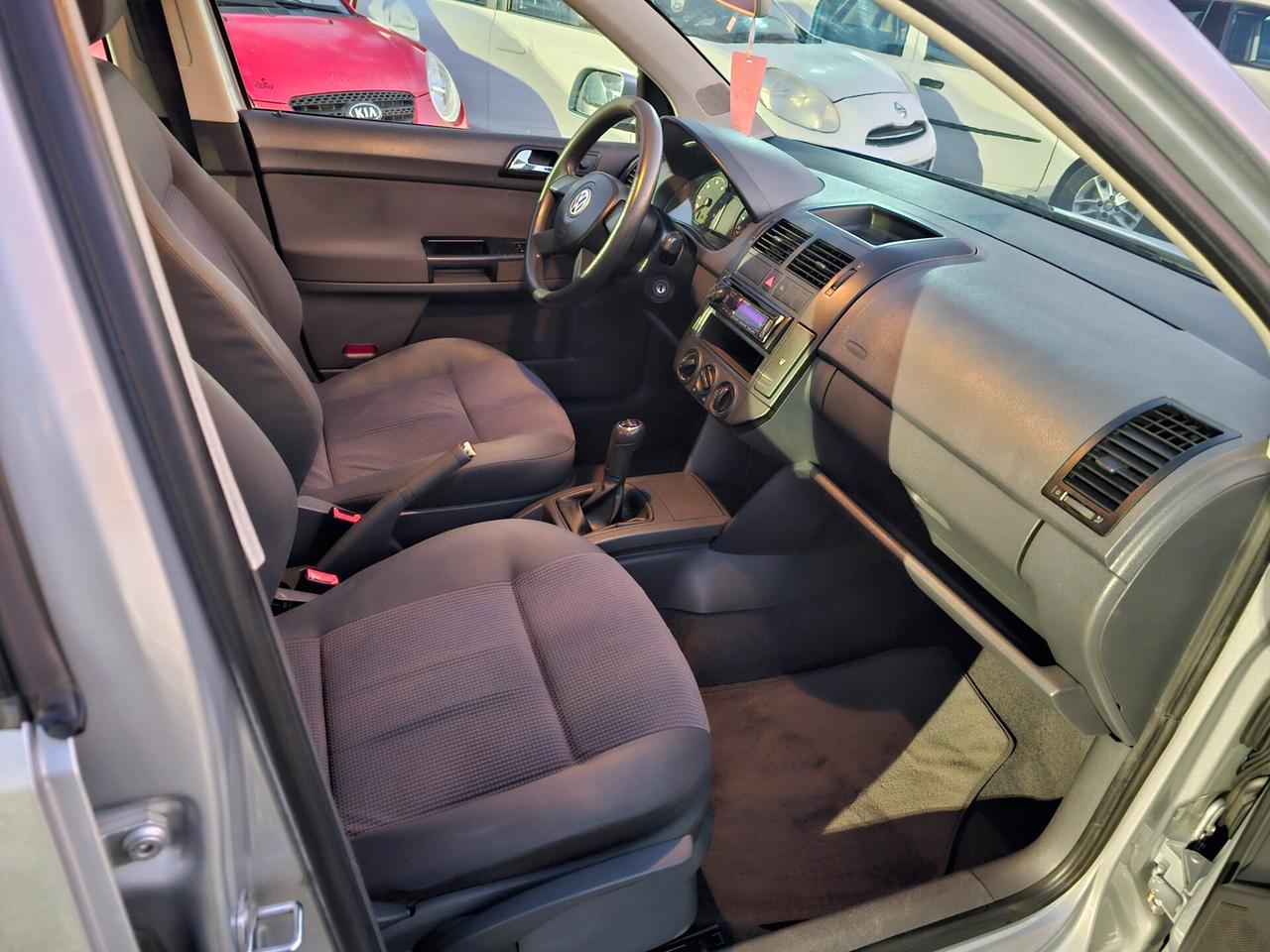 Volkswagen Polo 1.2 5p. Trendline