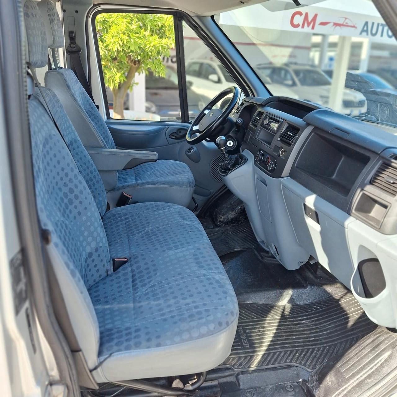 FORD TRANSIT CUSTOM 2.2 DIESEL 6 POSTI