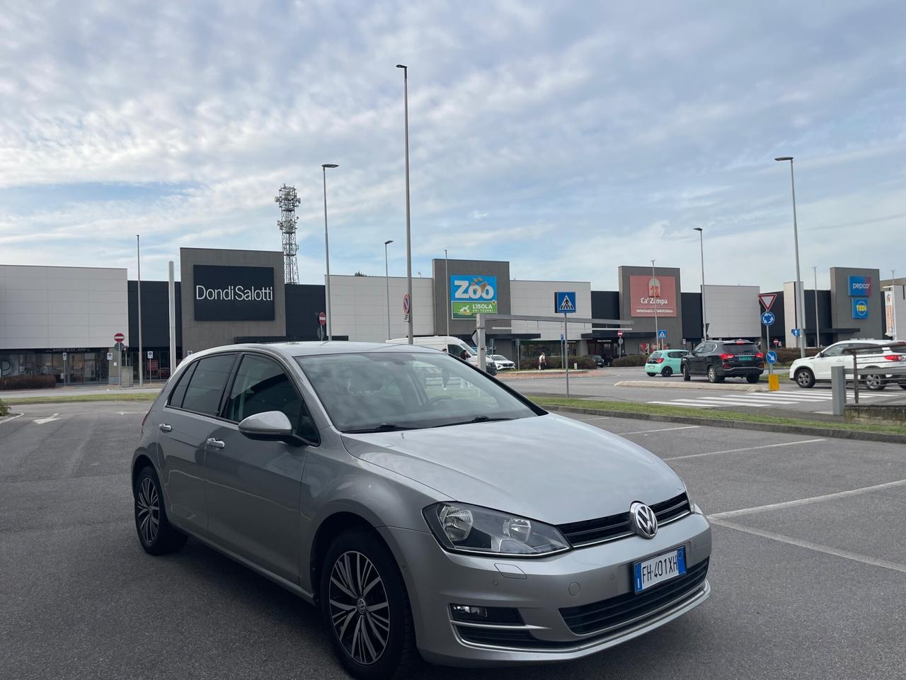 Volkswagen Golf 2.0 TDI 5p. Highline BlueMotion Technology