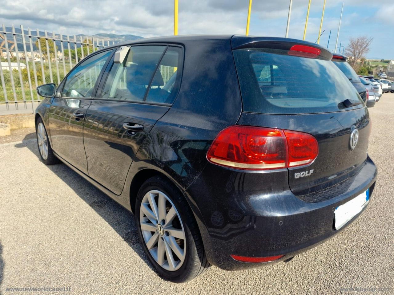 Volkswagen Golf 1.6 TDI DPF 5p. Highline