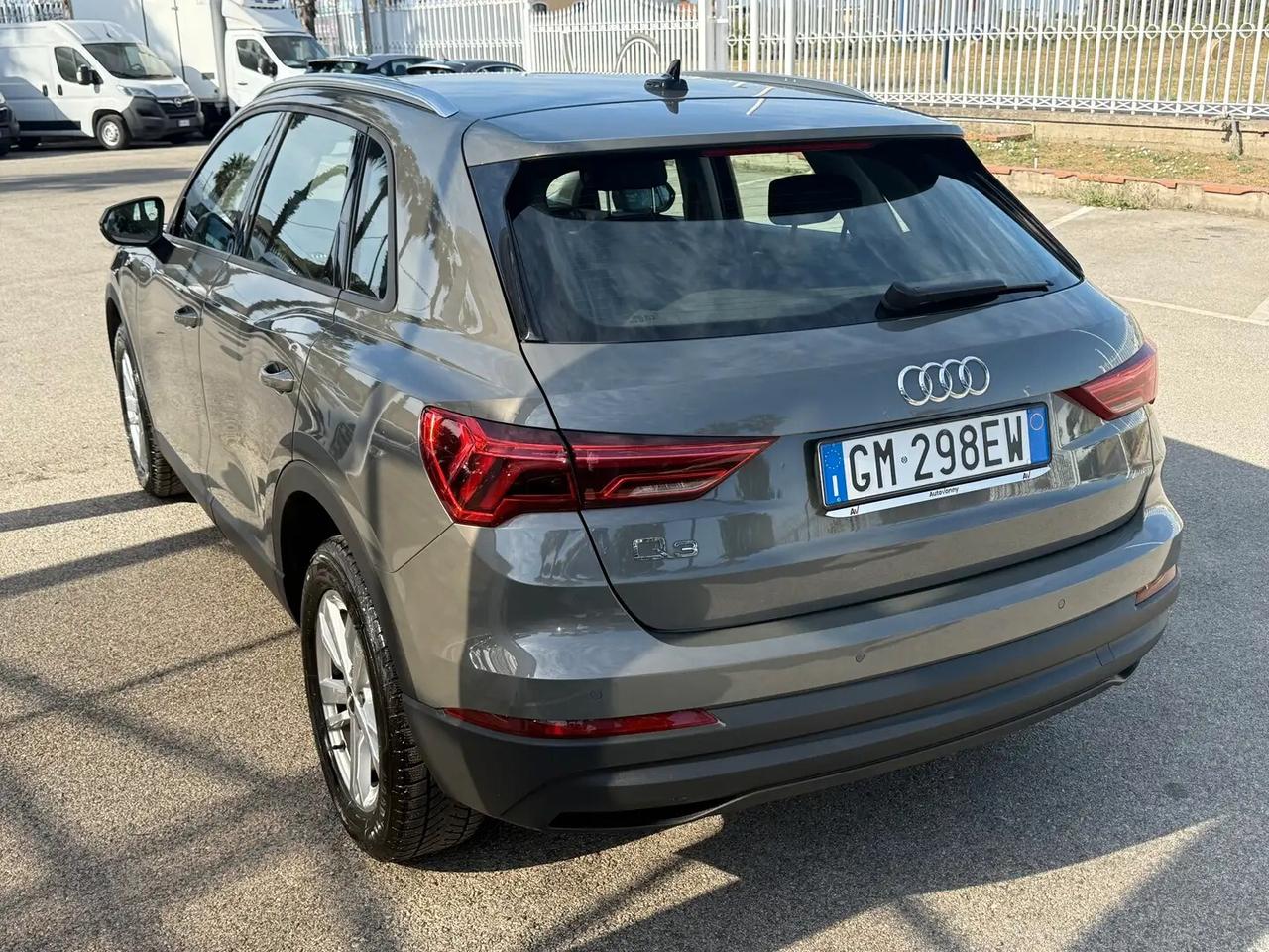 Audi Q3 35 TDI S tronic Business Advanced FARI MATRIX
