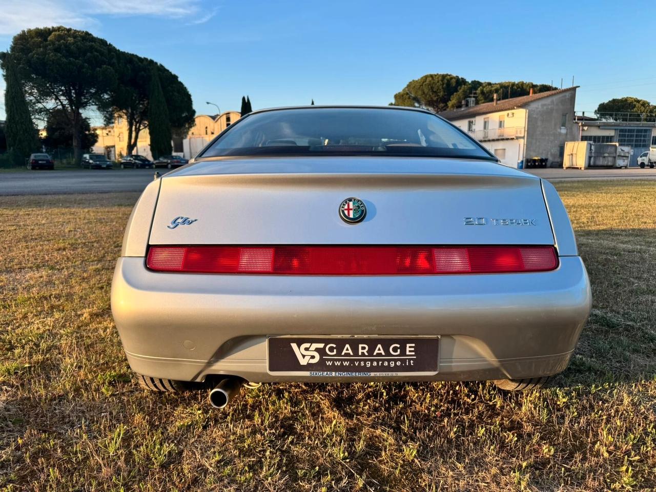 Alfa Romeo GTV 2.0 Twin Spark (916)