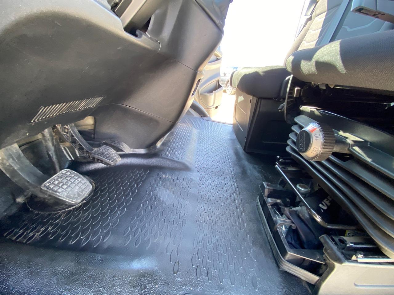 Iveco Daily 35S15 2.3 MTJ ALLESTIMENTO BOX UNICO PROPIETARIO 145CV