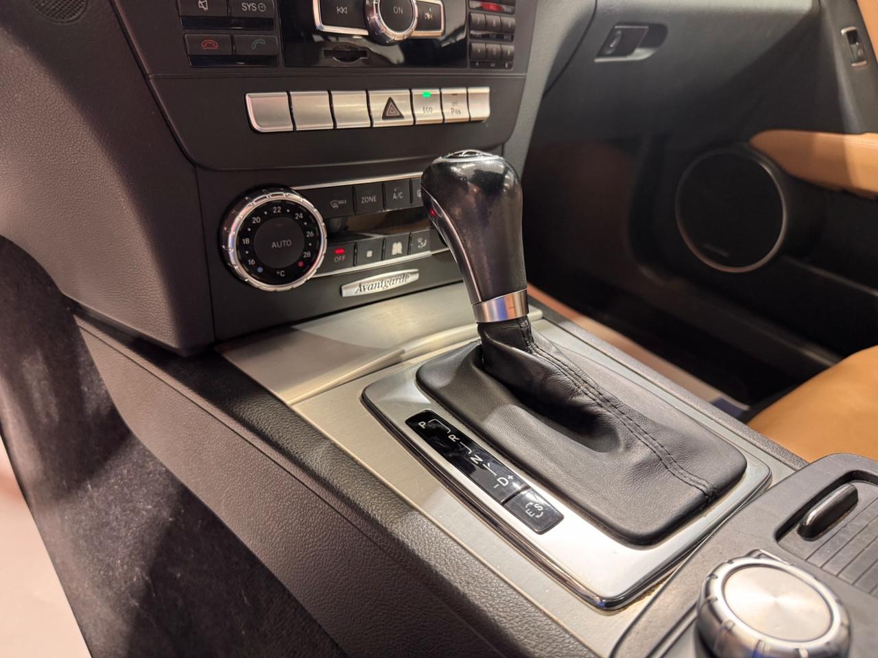 Mercedes-benz C 220 CDI Avantgarde 135.000 KM