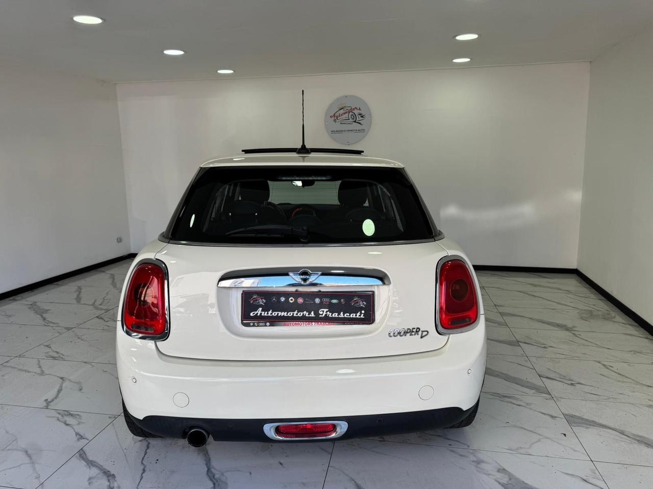Mini 1.5 Cooper D -5 porte-GARANTITA-TETTO-2017