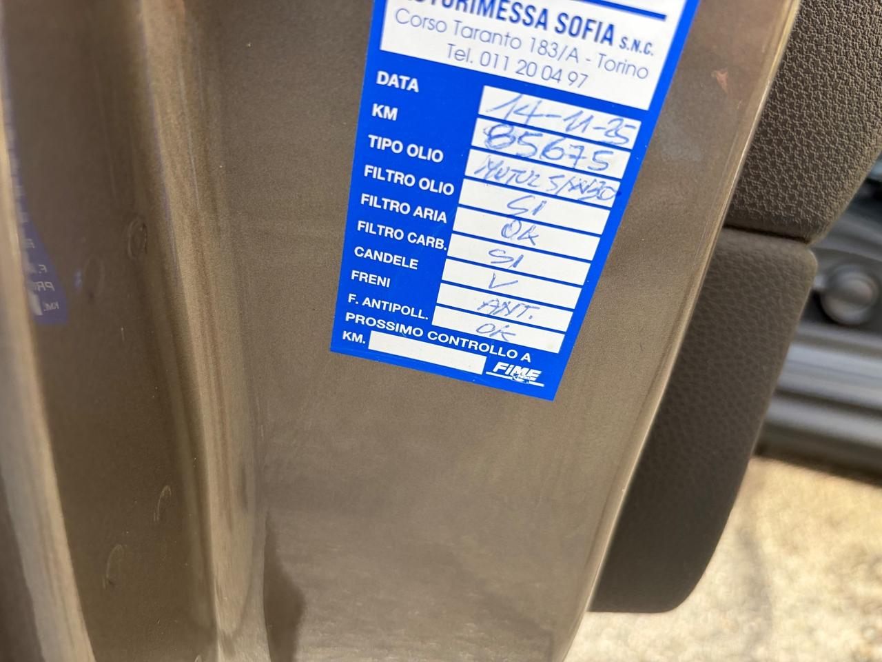 Mini 2.0 16V Cooper D Automatica