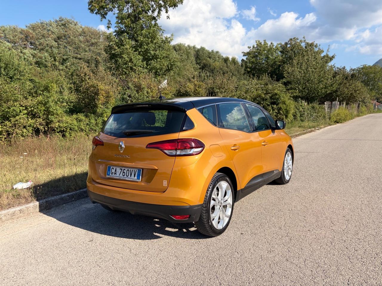 Renault Scenic Scénic Blue dCi 120 CV EDC Sport Edition2