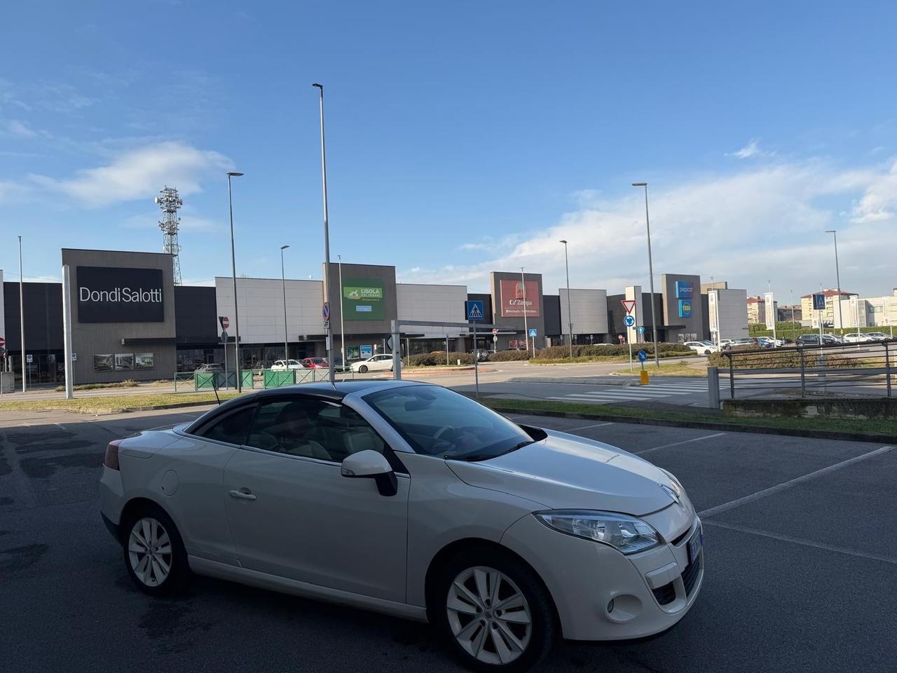 Renault Megane Mégane C-C 1.5 dCi 110CV Floride