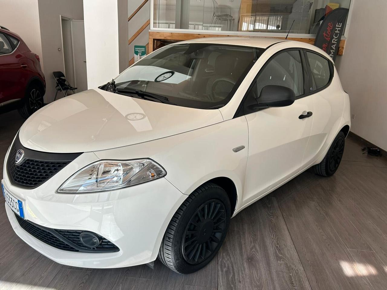 Lancia Ypsilon 1.2 69 CV KM 28000