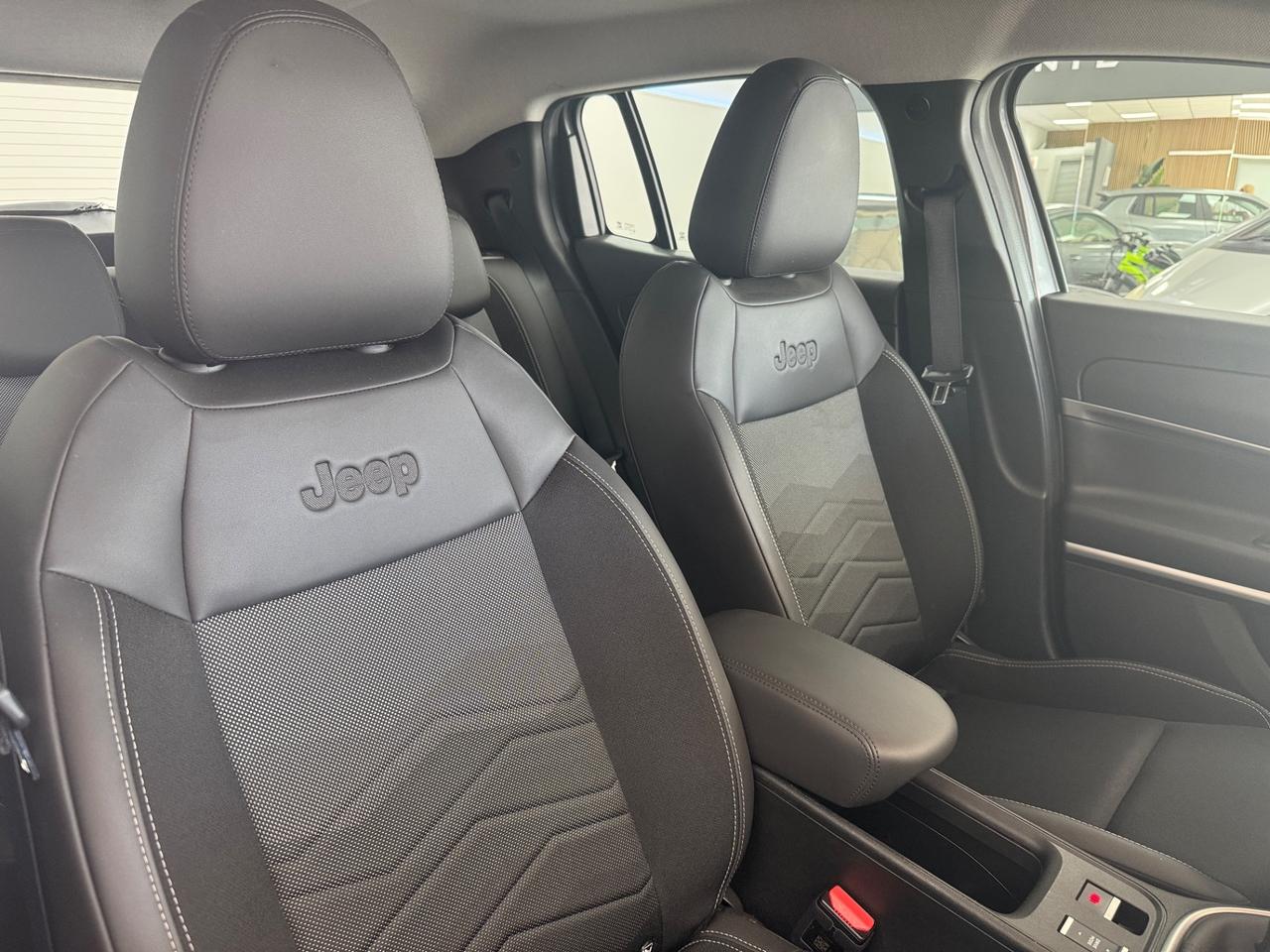 Jeep Avenger 1.2 Turbo 100 CV Summit