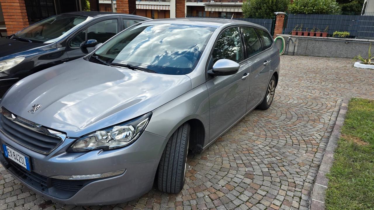 Peugeot 308 1.6 e-HDi 115 CV Stop&Start SW Business