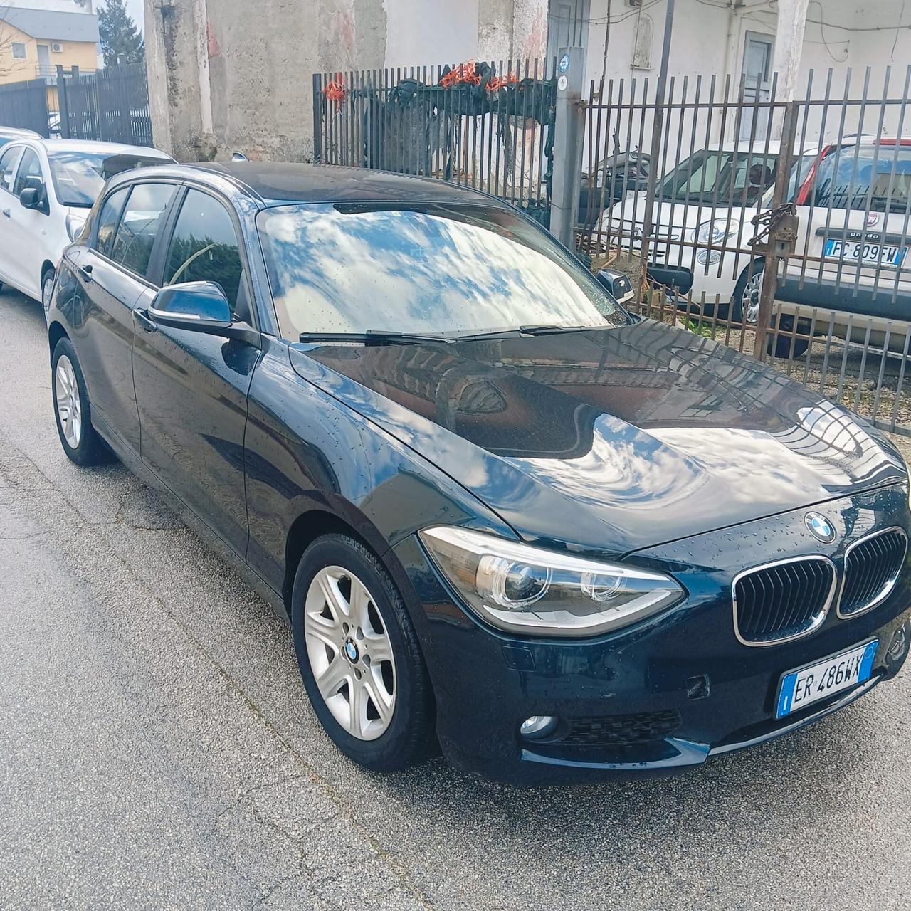 Bmw 120 120d 5p. Urban
