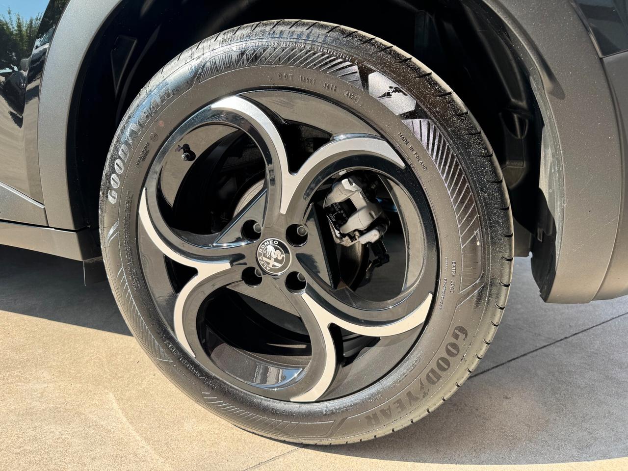 Alfa Romeo Junior 1.2 136 CV Hybrid eDCT6 Speciale