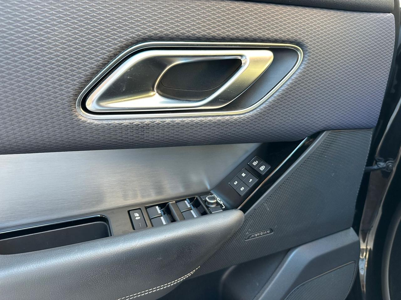 Land Rover Range Velar 2.0D R-Dynamic HSE