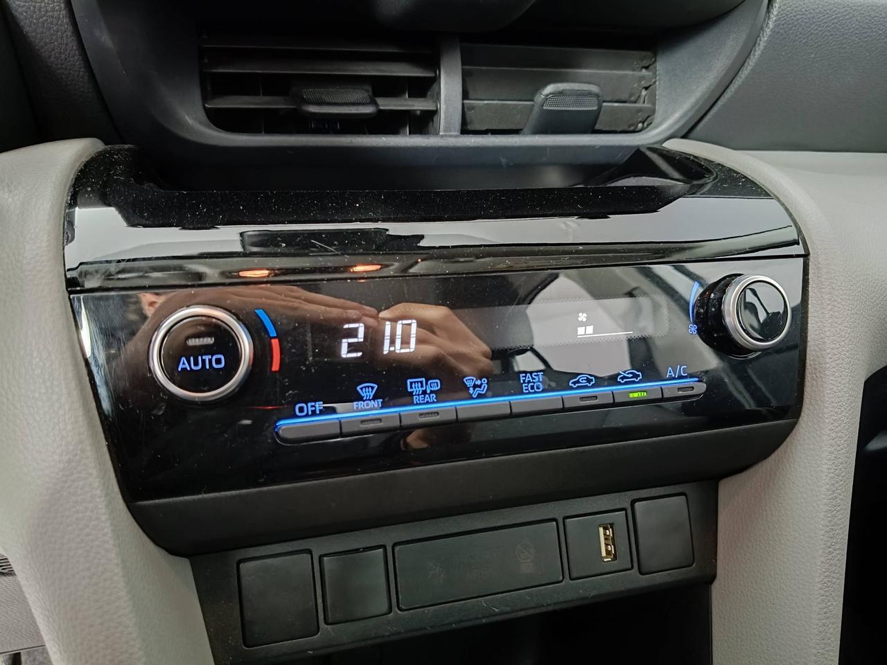 TOYOTA Yaris Cross - Yaris Cross 1.5h Business fwd 116cv e-cvt