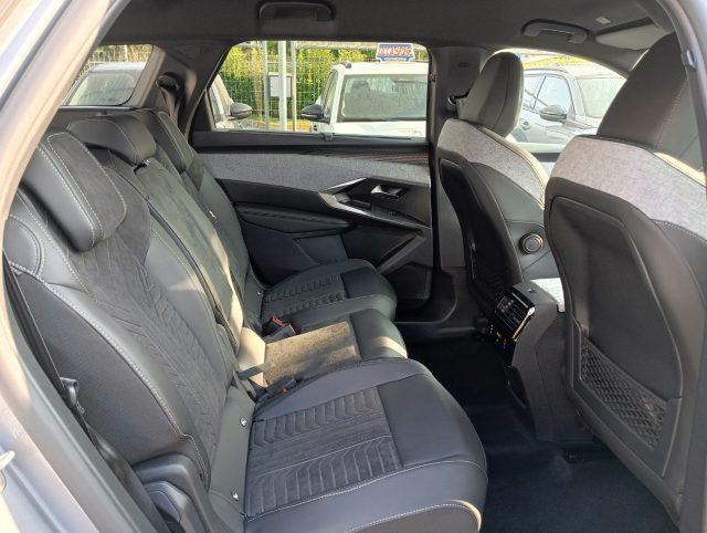 PEUGEOT 5008 Hybrid 145 e-DCS6 GT