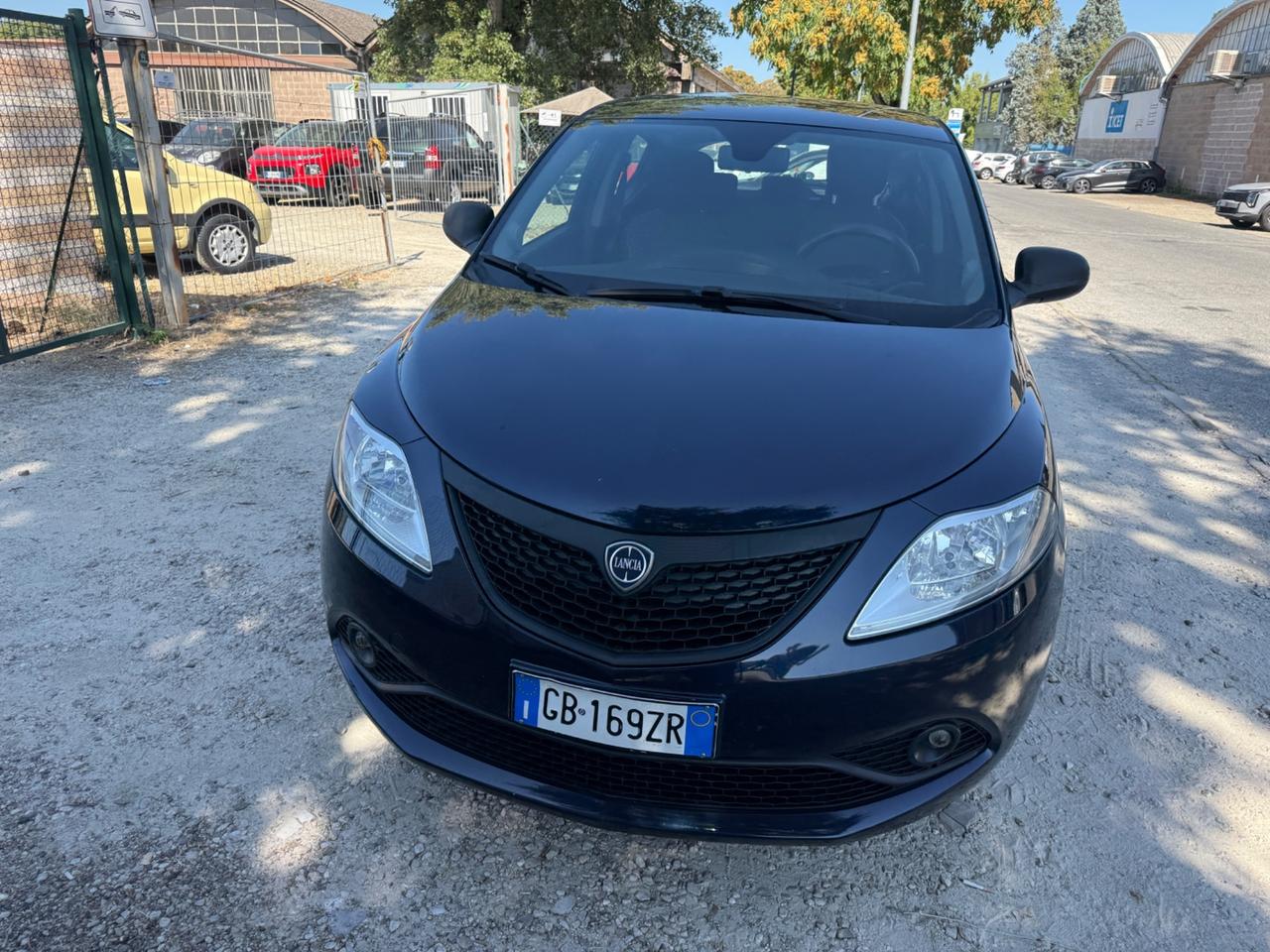Lancia Ypsilon 1.2 69 CV 5 porte GPL Ecochic Platinum