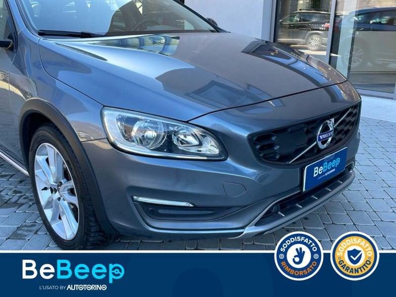 Volvo V60 Cross Country 2.4 D4 MOMENTUM AWD GEARTRONIC