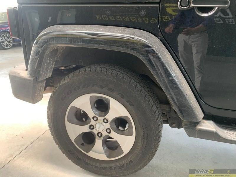 Jeep Wrangler 2.8 CRD DPF Sahara Auto