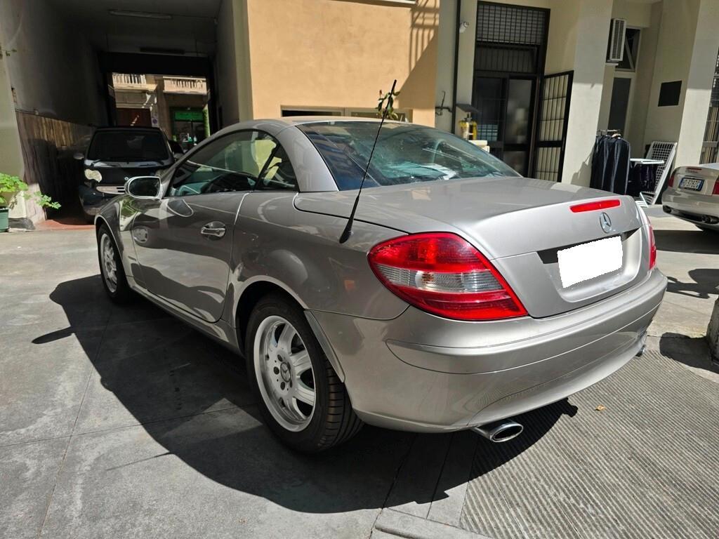 Mercedes-benz SLK 200 Kompressor MANUALE/BOOK SERVICE/CRS