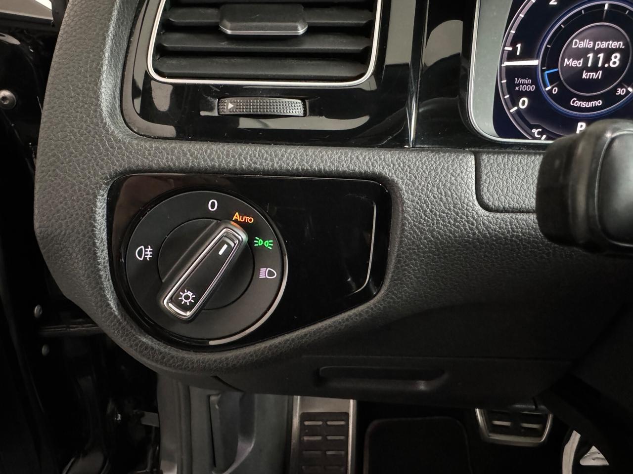 Volkswagen Golf 7.5 1.6 TDI 115CV R-Line *Tetto*