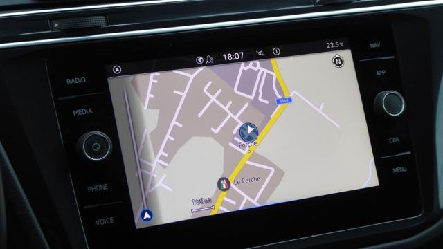 VOLKSWAGEN Tiguan 2.0 TDI 150 CV SCR DSG Elegance