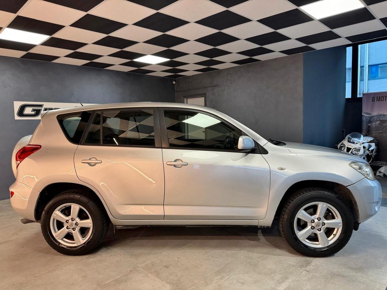Toyota RAV 4 RAV4 2.0 Sol