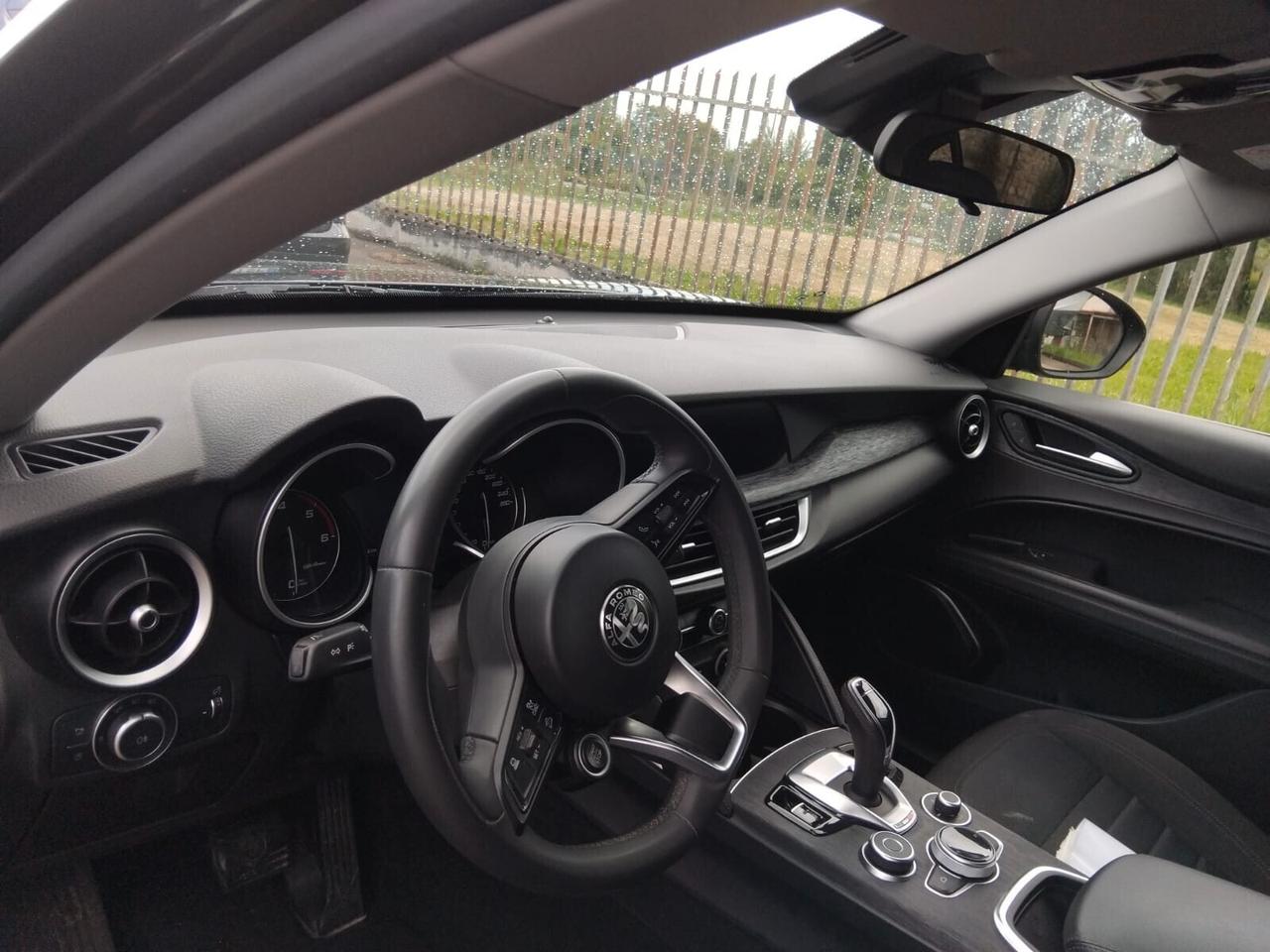 Alfa Romeo Stelvio 2.2 Turbodiesel 160 CV AT8 RWD Business
