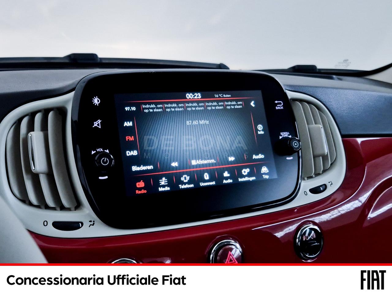 Fiat 500 1.0 hybrid 70cv