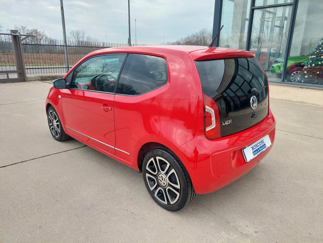 VOLKSWAGEN up! 1.0 75cv 3p. High up! ASG - 2014