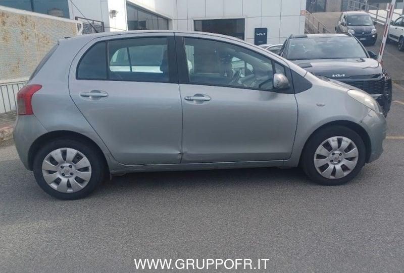 Toyota Yaris 2005 Benzina 1.0 Sol 5p