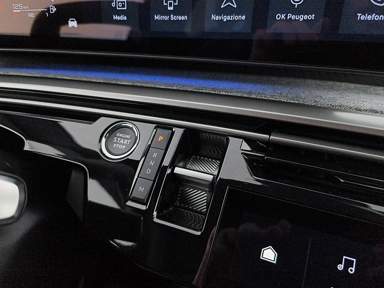 Peugeot 3008 1.2 hybrid Allure 145cv