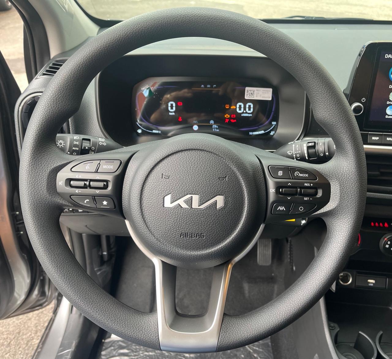 Kia Picanto 1.0 12V 5 porte Urban-nuova-