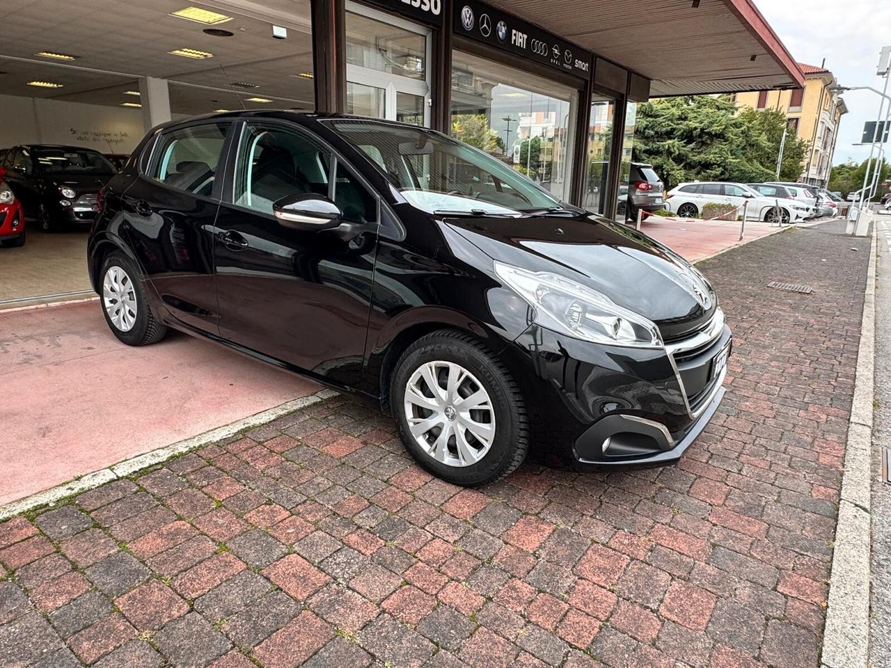 Peugeot 208 PureTech 82 5 porte Active