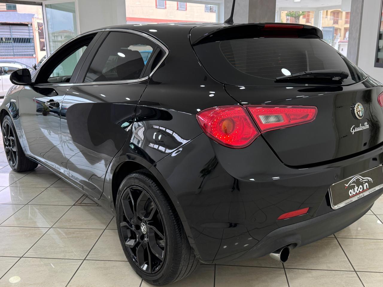 Alfa Romeo Giulietta 1.6 JTDm-2 105 CV Distinctive