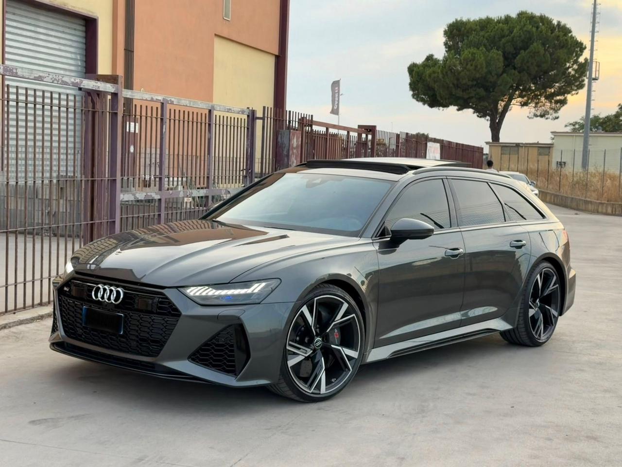 Audi RS6 RS 6 Avant 4.0 TFSI V8 quattro tiptronic