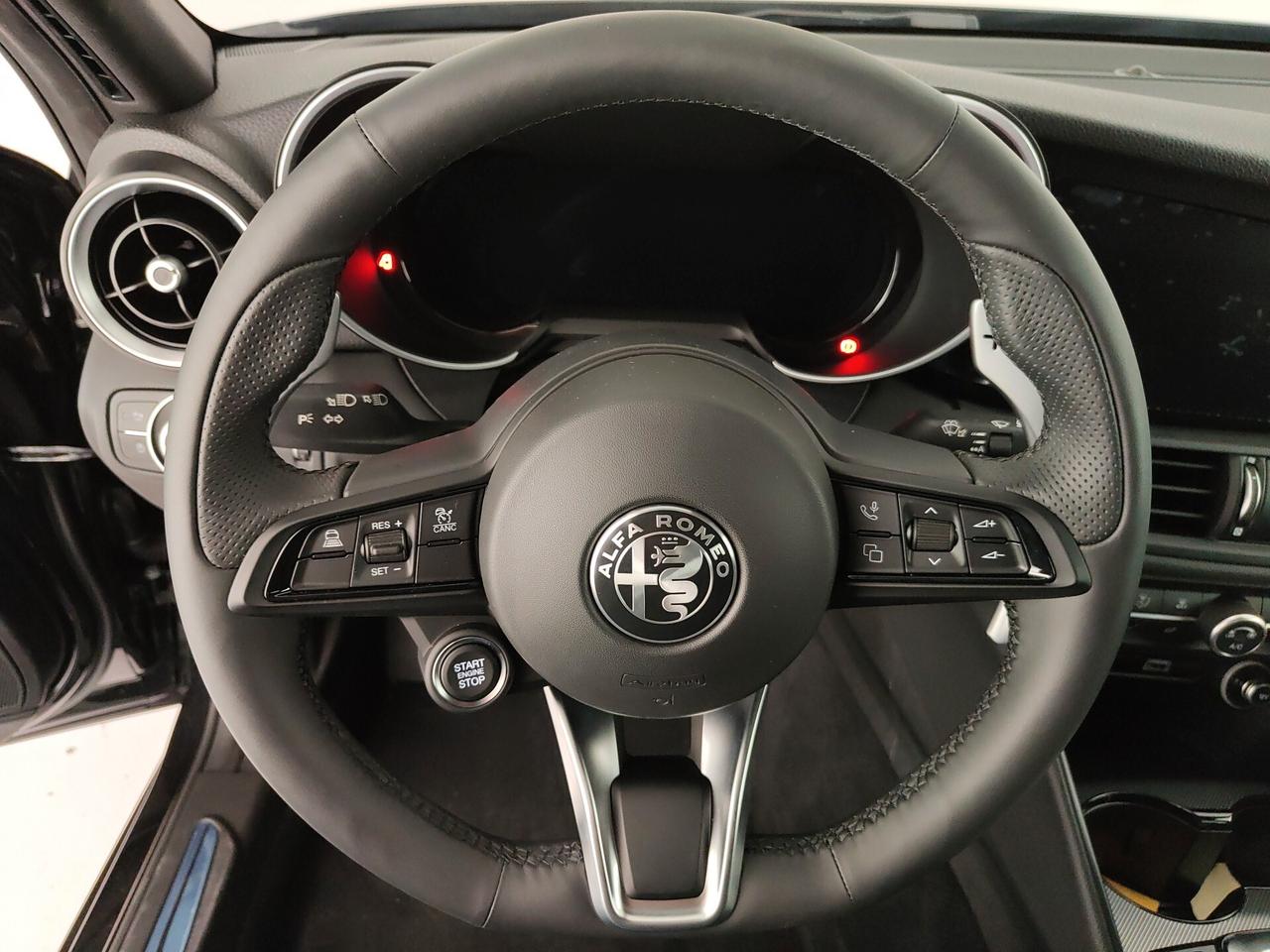 Alfa Romeo Giulia 2.2 Turbodiesel 210 CV AT8 AWD Q4 Veloce