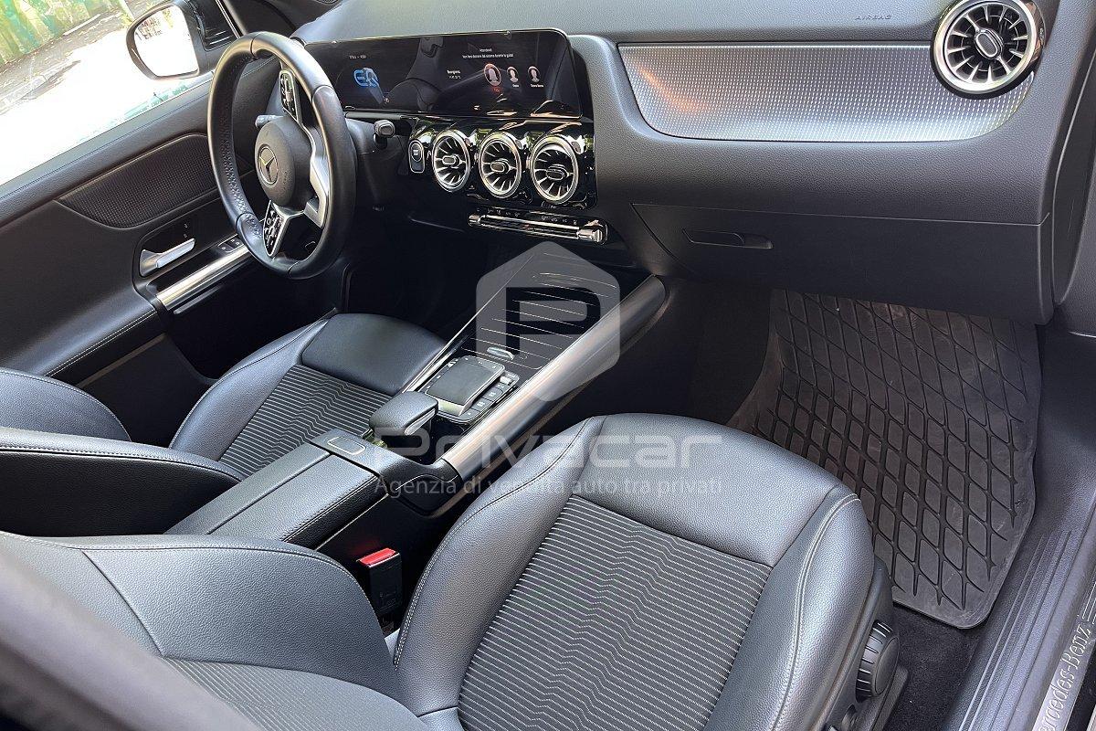MERCEDES EQA 250 Premium