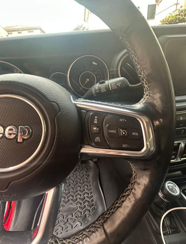 JEEP Wrangler 2.0 Turbo Sahara