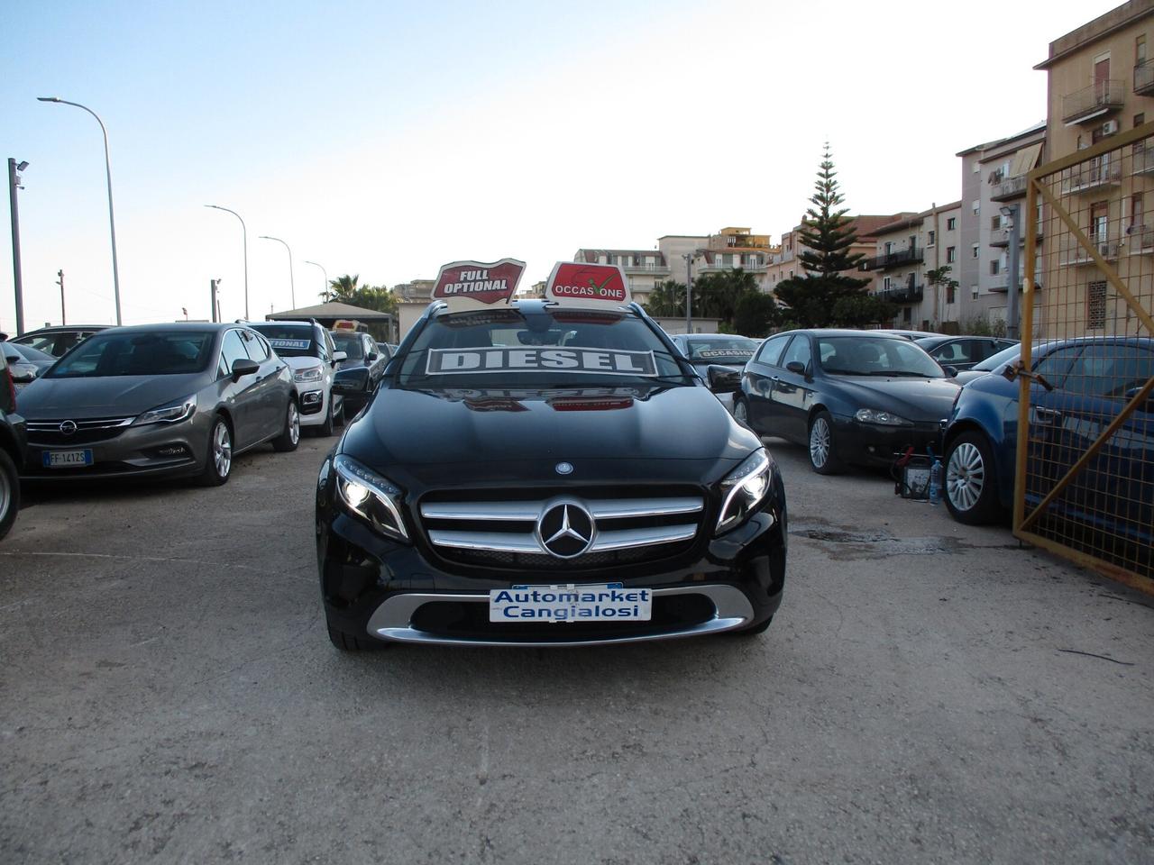 Mercedes-benz GLA 200 d Automatic PARI AL NUOVO