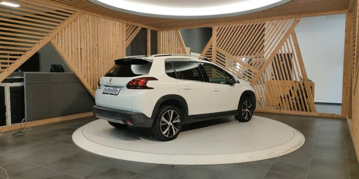 Peugeot 2008 1.5 bluehdi Allure s&s 100cv my19