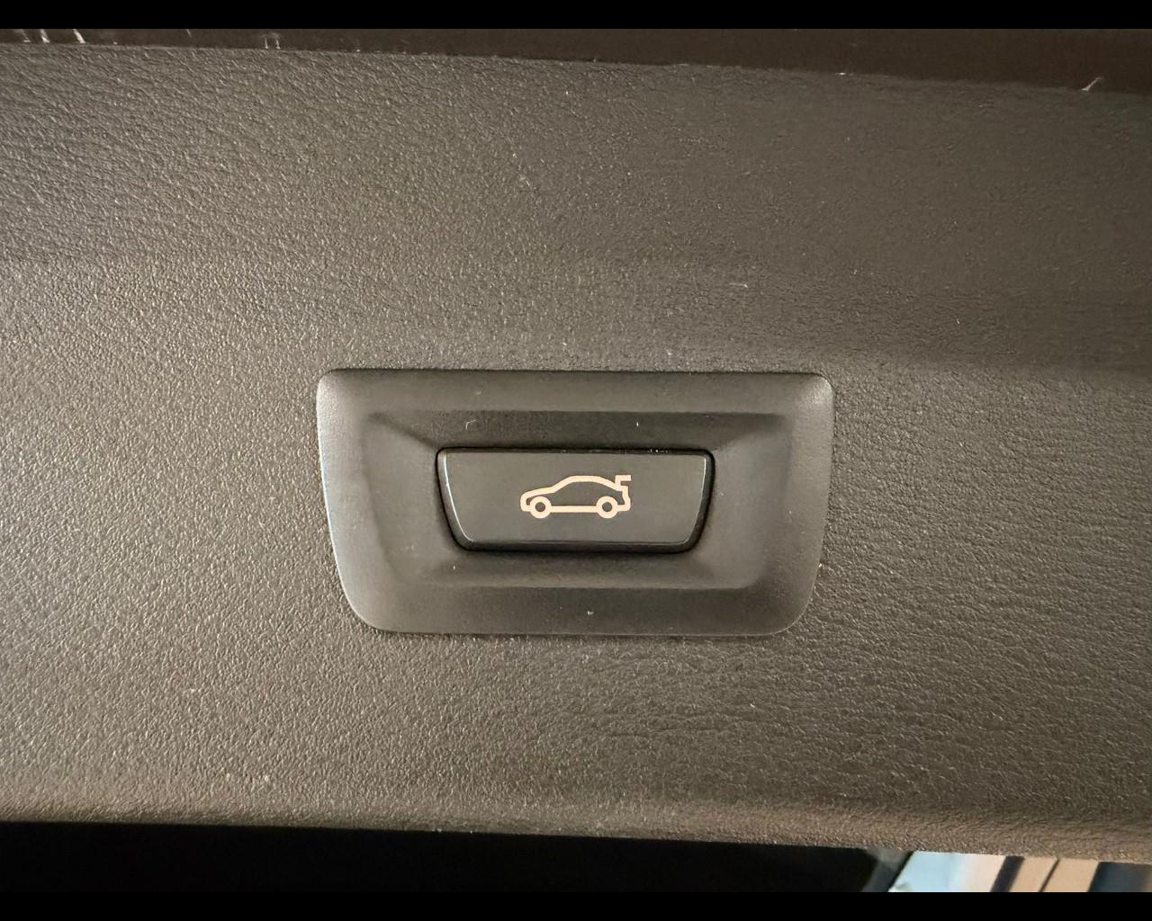 BMW X1 (F48) - X1 sDrive16d Advantage