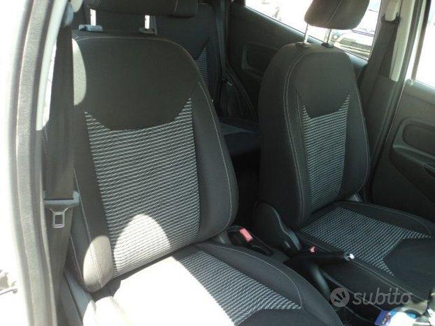 FORD Ka+ 1.2 85 CV