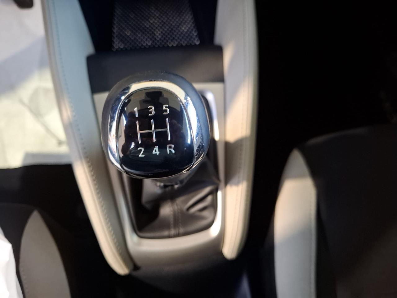 Nissan Micra 1.5 dCi 8V 5 porte Tekna